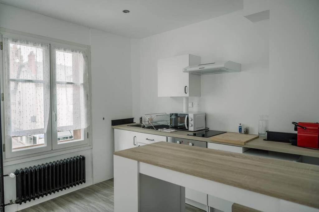 Appartement Le Studio Mejane 2 à Espalion Extérieur photo
